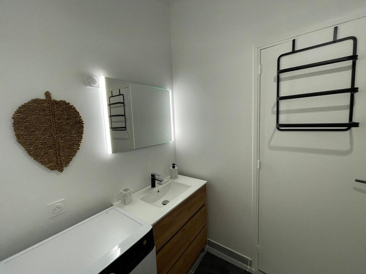 Le Familial Proche Gare Apartment Sens Exterior photo