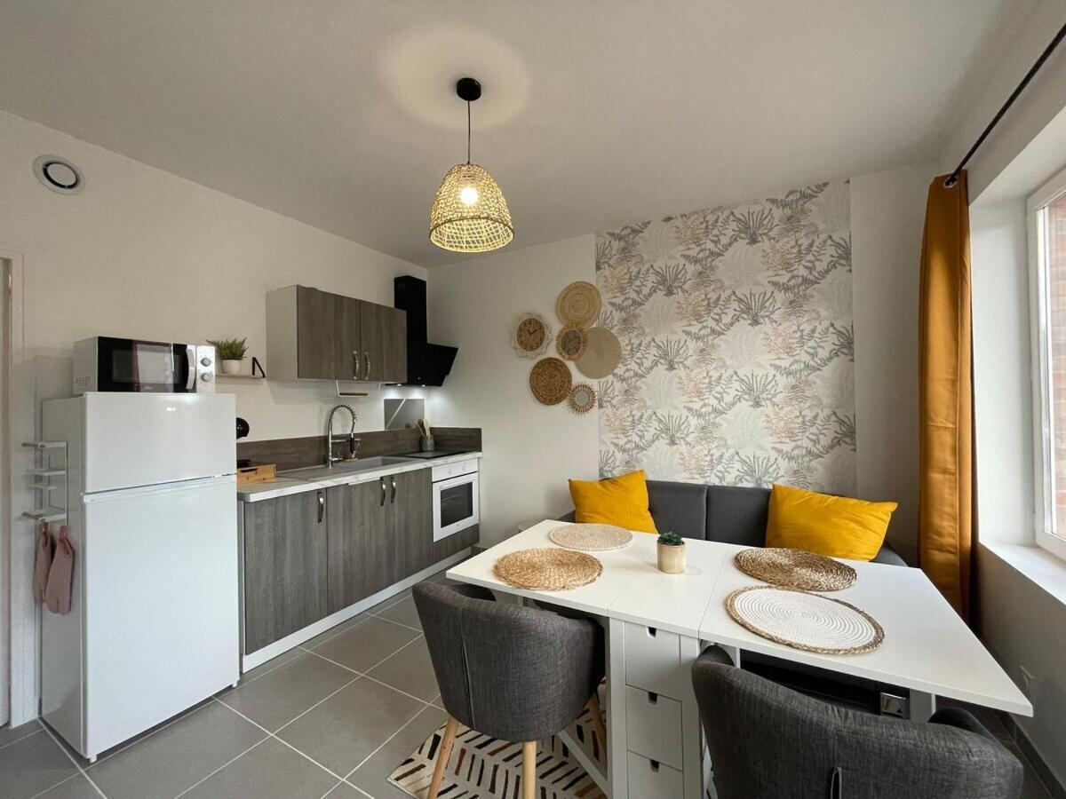 Le Familial Proche Gare Apartment Sens Exterior photo