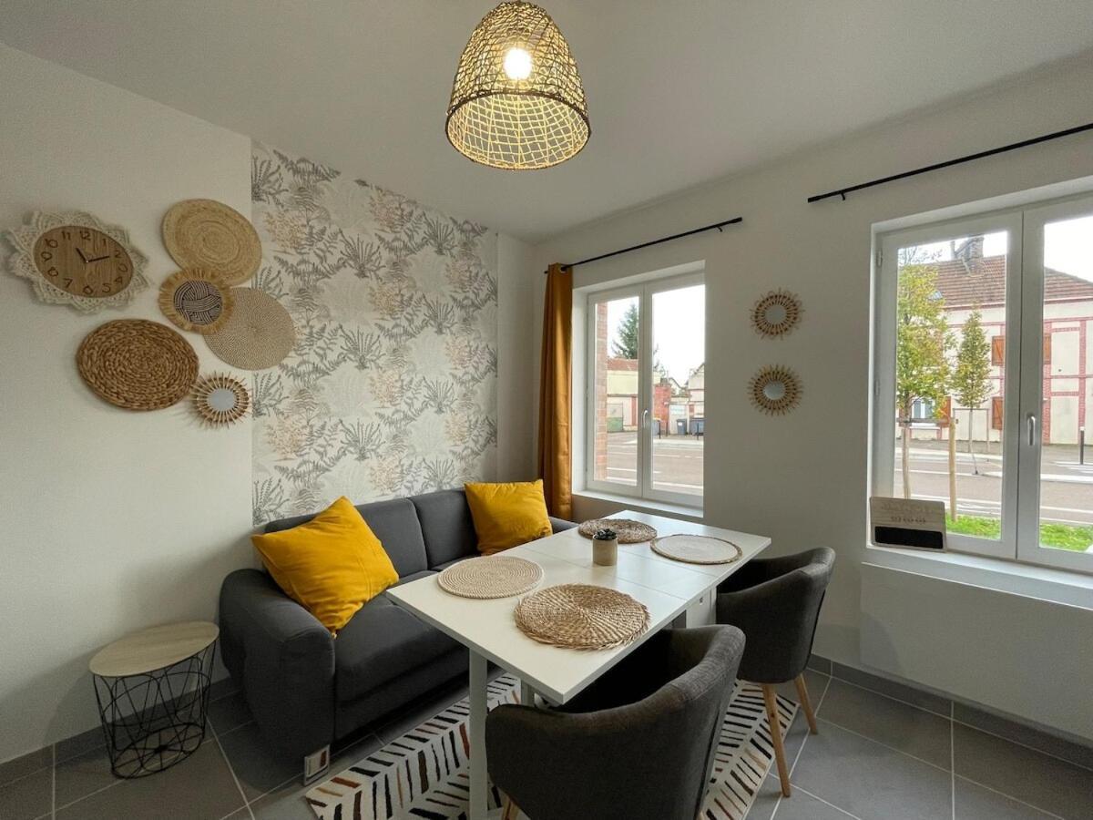 Le Familial Proche Gare Apartment Sens Exterior photo